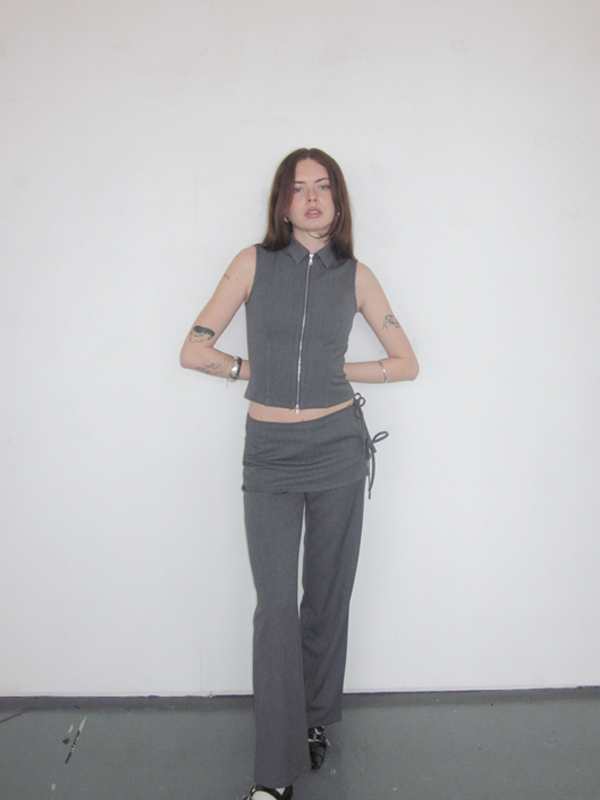 AKARI ZIP UP VEST